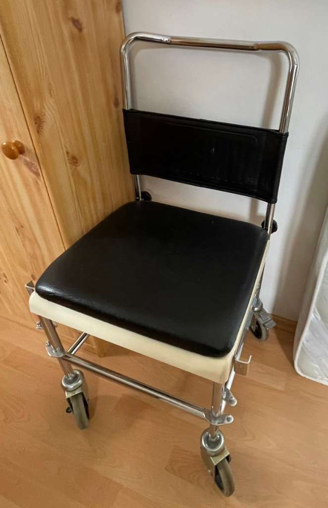 WC - Sessel zu verschenken!