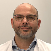 Portrait Dr. Simon Stämpfli Experte für Amyloidose